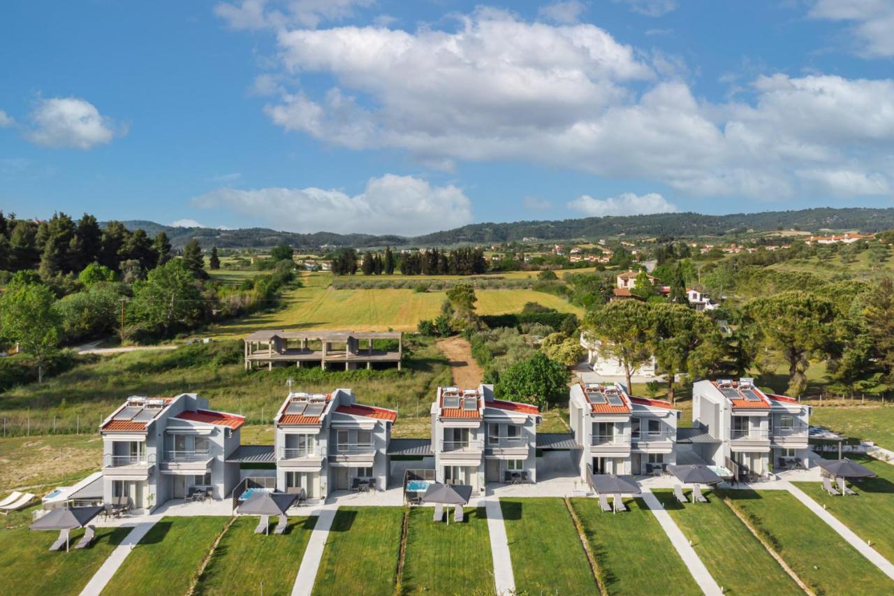 V Luxury Apartments Posidi Exterior foto